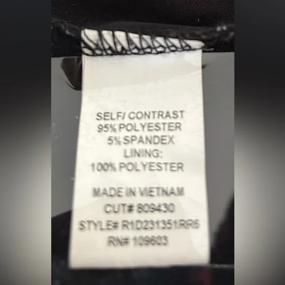 Rabbit Rabbit Rabbit Design - Dress - Picture 4 of 5